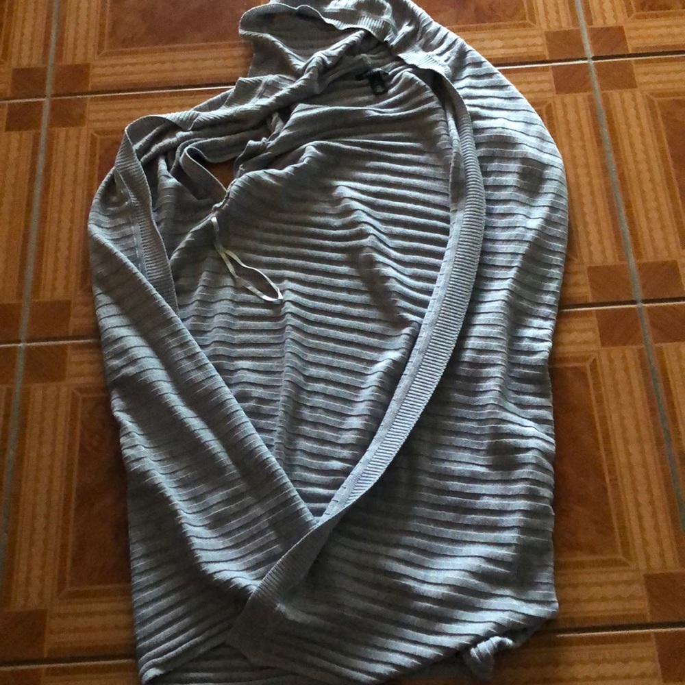 New never worn, I’m the 2nd owner